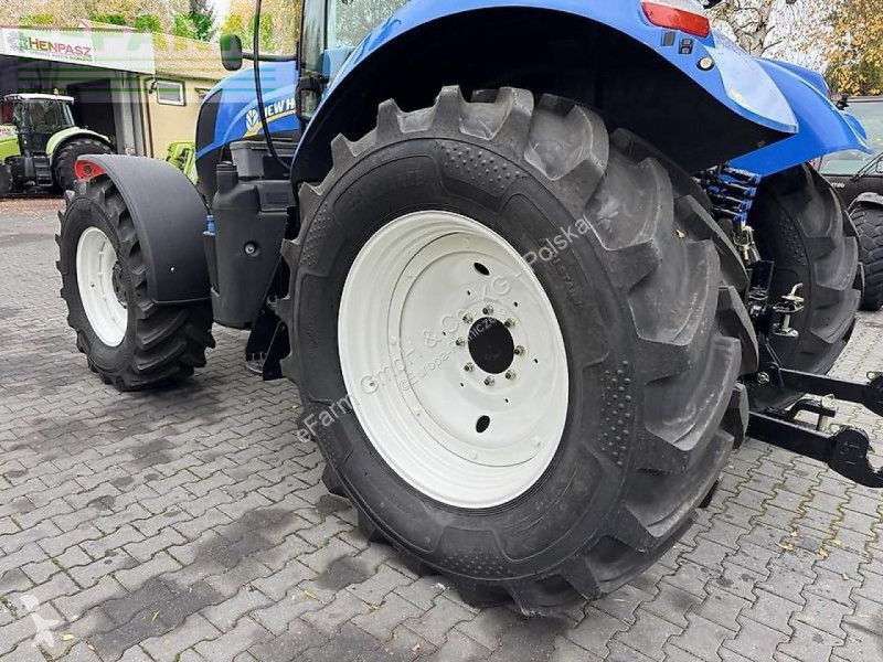 Traktor New Holland  t7.200 rangecommand