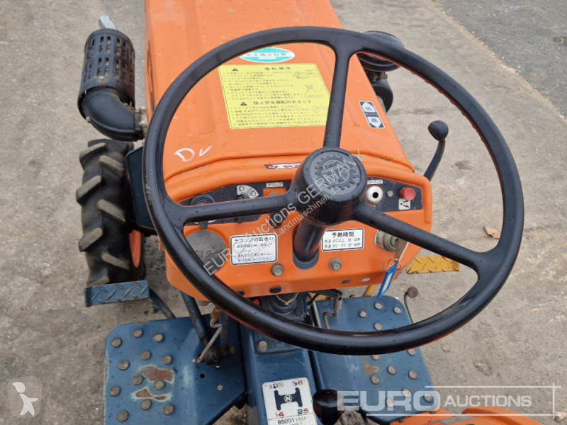 Трактор Kubota B5001