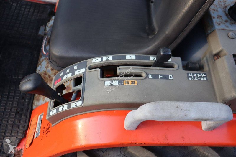 جرار زراعي Kubota A-155