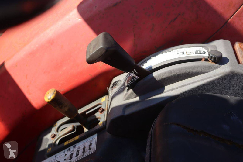 Tractor Mitsubishi MT26