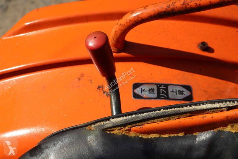 Tractor Kubota B7001