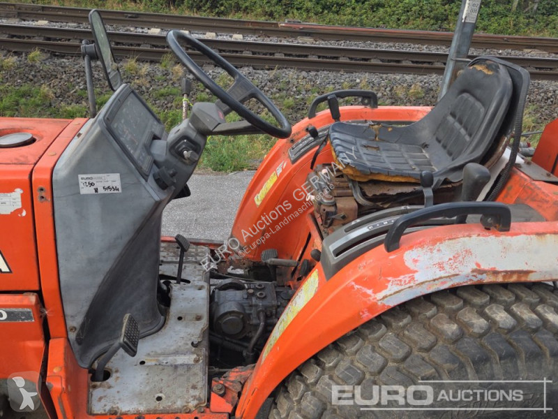 Tractor Kubota ST30