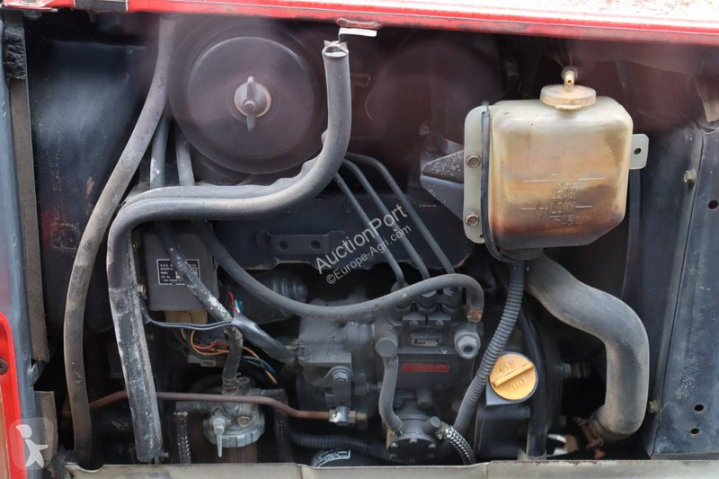 Сільськогосподарський трактор Yanmar...