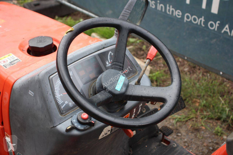 Сільськогосподарський трактор Kubota...