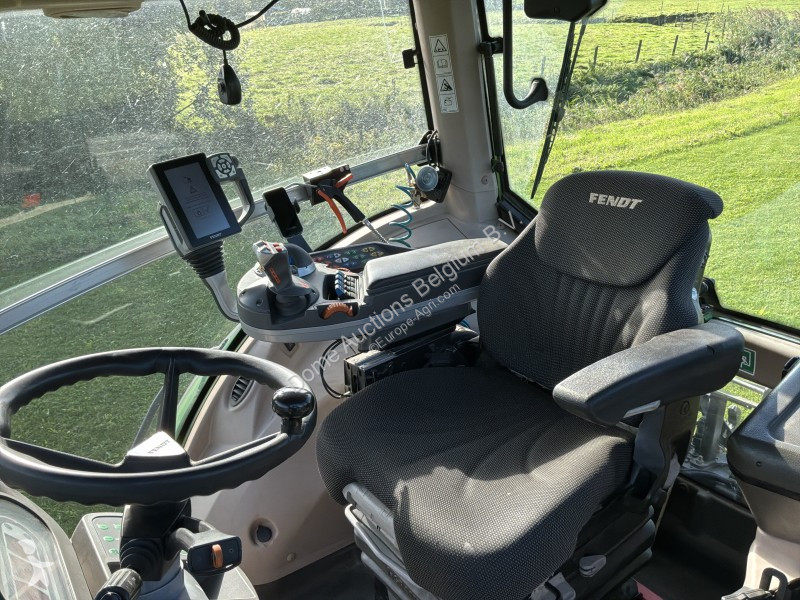 Tracteur agricole Fendt 828 Vario