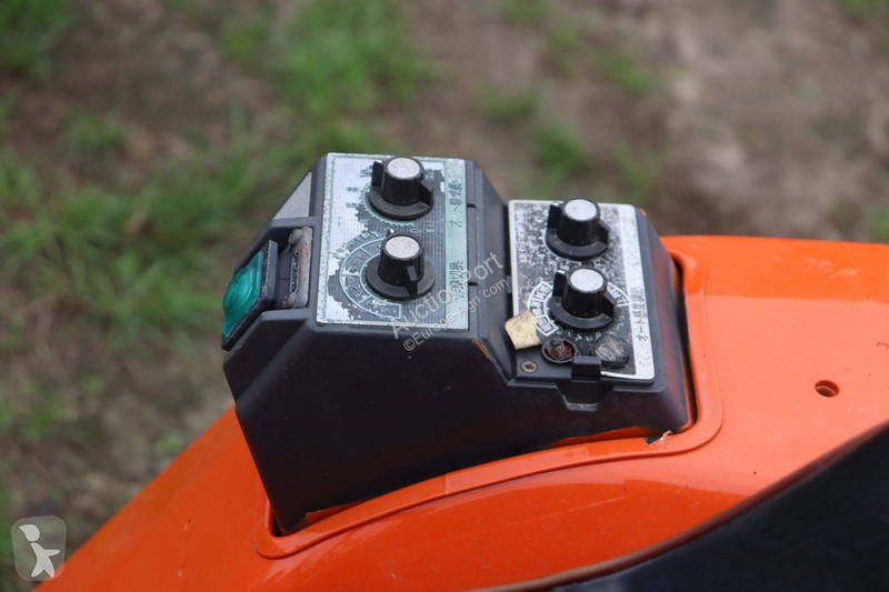 Tractor agrícola Kubota B1-15 Bulltra