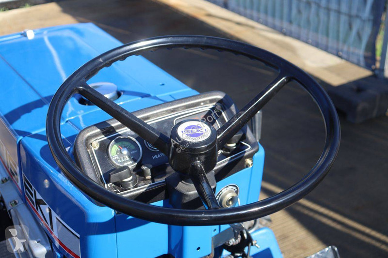 Tractor agrícola Iseki TU1401