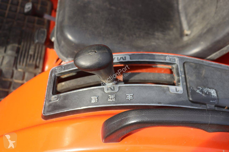Tractor Kubota Saturn X-24