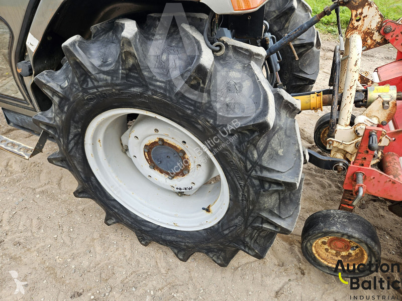Zemědělský traktor Iseki Geas 33