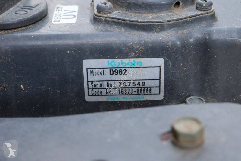 Zemědělský traktor Kubota RTV900