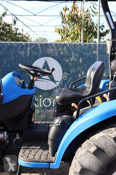 Zemědělský traktor New Holland TC40D