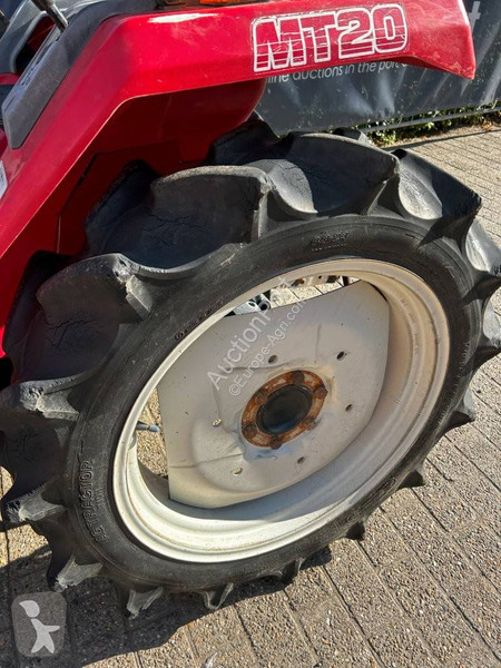 Tractor Mitsubishi MT20
