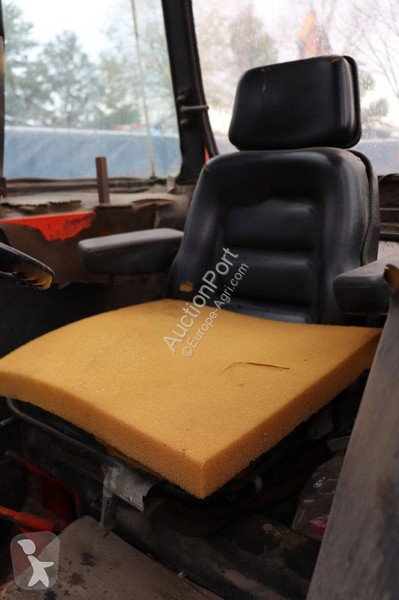 Tractor Renault 51