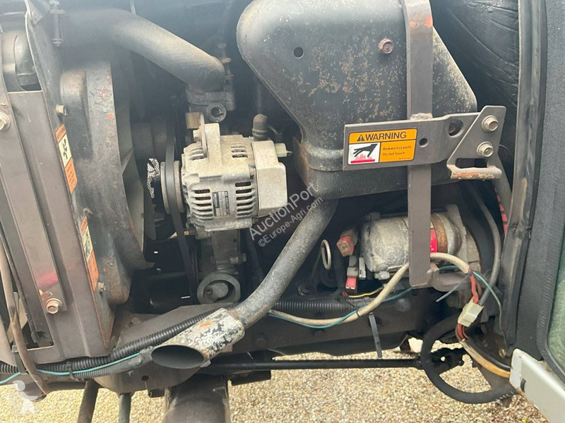 Tracteur agricole Massey Ferguson 1230