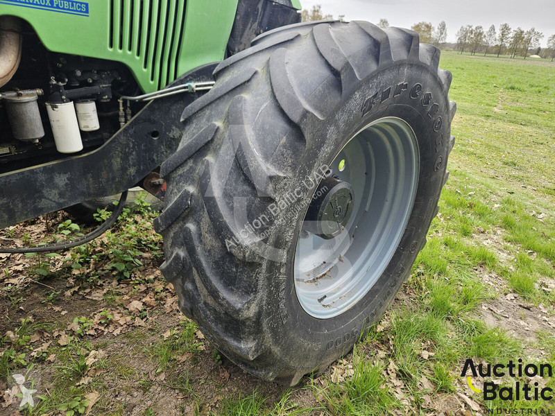 Lantbrukstraktor Deutz-Fahr AGROTRON 200