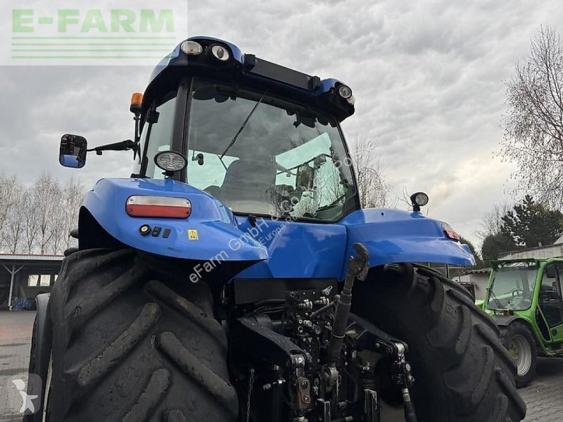 Traktor New Holland  t8.330 ultra command