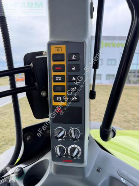 Landbrugstraktor Claas  AXION 830