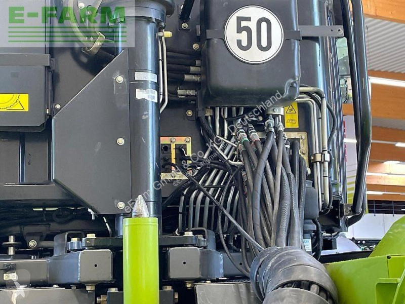Lantbrukstraktor Claas  xerion 5000 trac vc