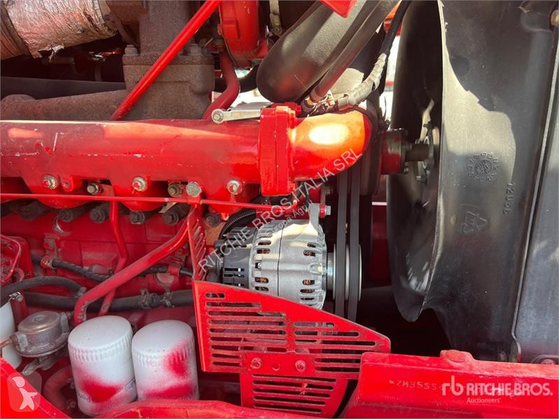 Tractor  MC135