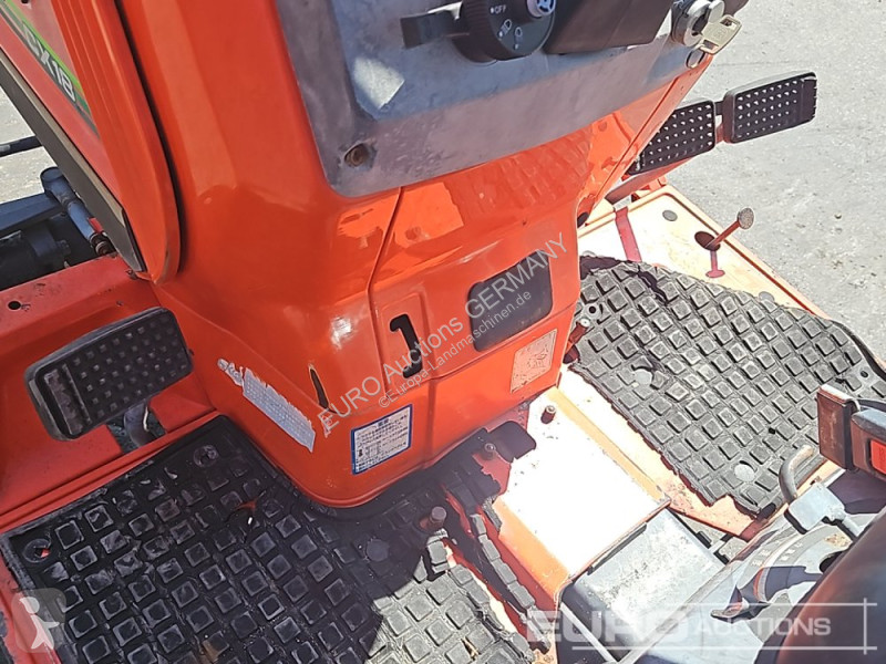 Lantbrukstraktor Hinomoto CX18