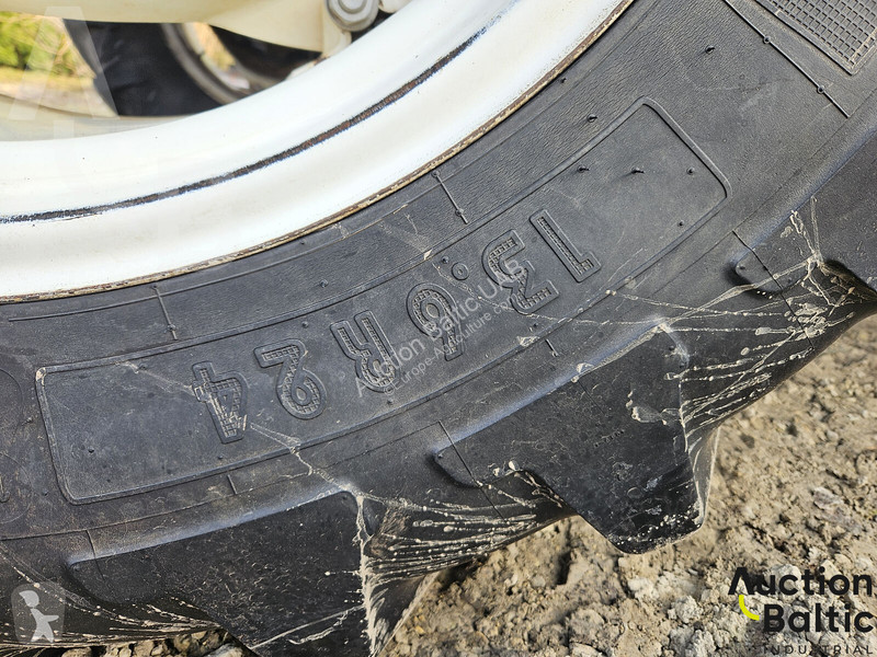 Трактор New Holland TD 5.105