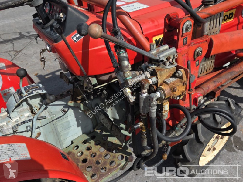 Tractor agrícola Yanmar YM1510D