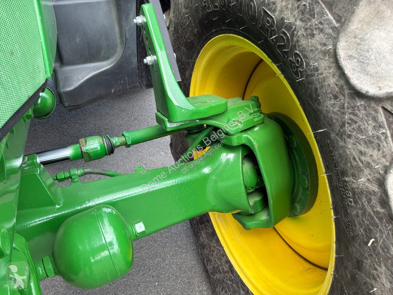 Lantbrukstraktor John Deere 6130R