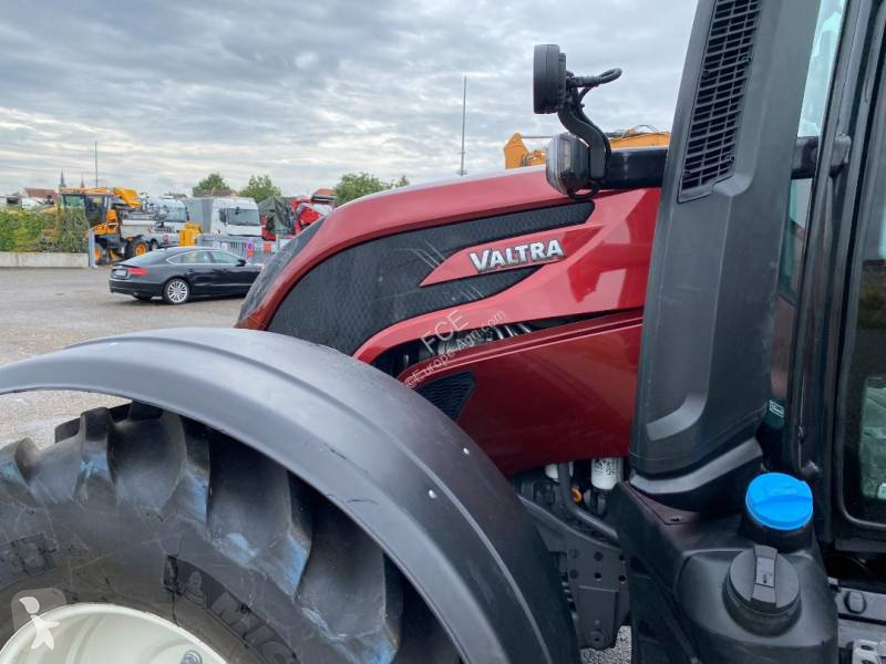 Tracteur agricole Valtra N175/DIRECT UNLIMITED...