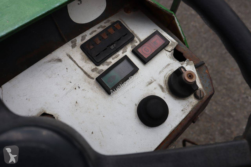 Tractor