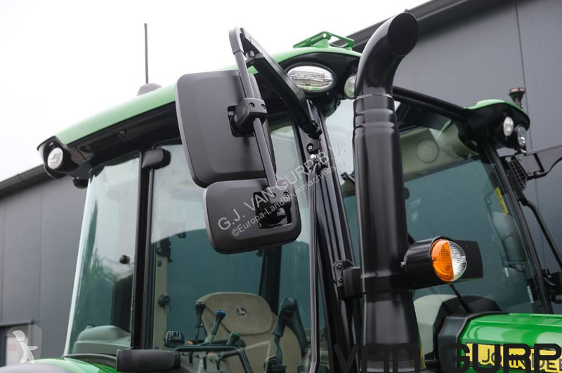 Сільськогосподарський трактор John Deere 5130 M...
