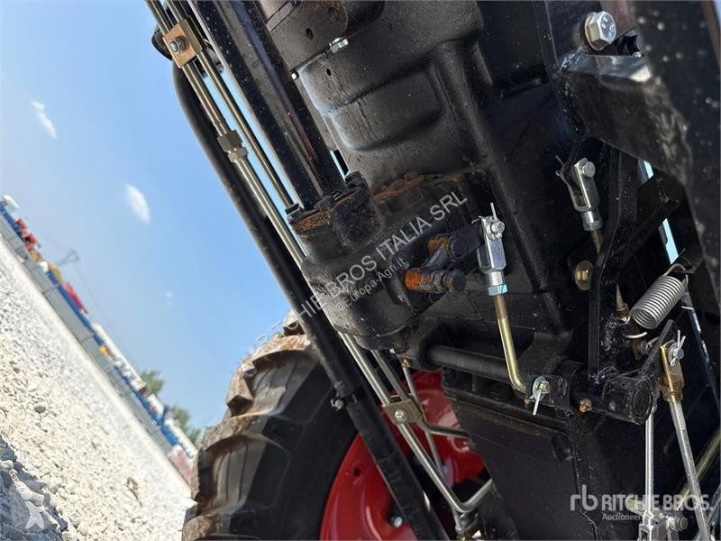 Сільськогосподарський трактор  TT604 4WD...