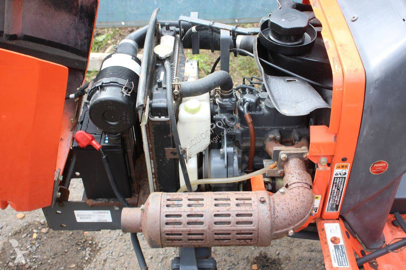 Сільськогосподарський трактор Kubota KJ11