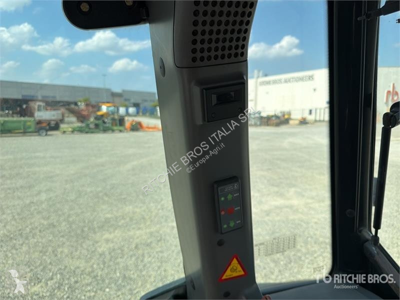 Tractor Lamborghini R6 150 4WD Tractor
