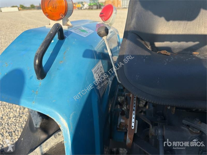 Tractor Mitsubishi D1650 Mini 2WD Tractor