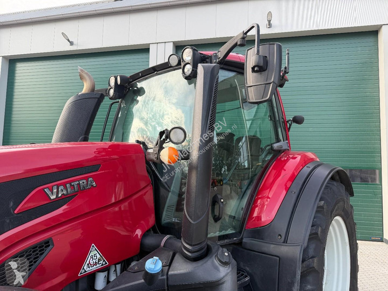 Ciągnik Valtra T 174 GOOD TIRES