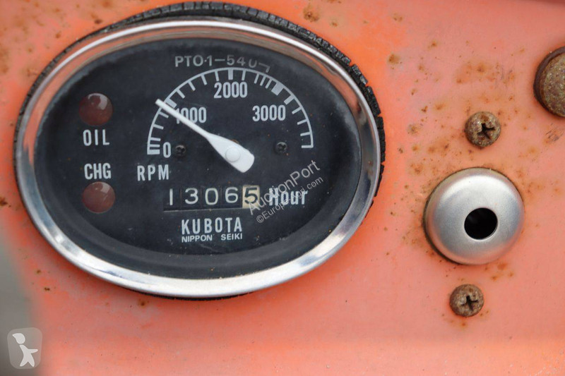 Kubota L2000DT tractor