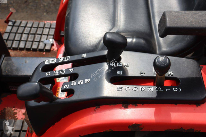 Mitsubishi MT15F tractor