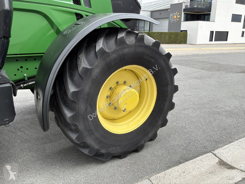 Ciągnik John Deere 6230R