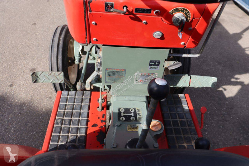Tractor agrícola Yanmar YM1602