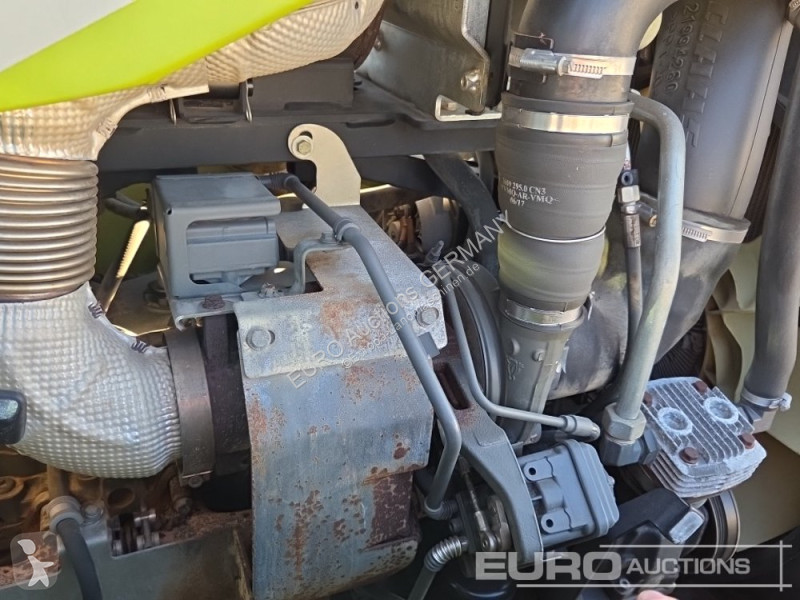 Tracteur agricole Claas Axion 830 CMATIC