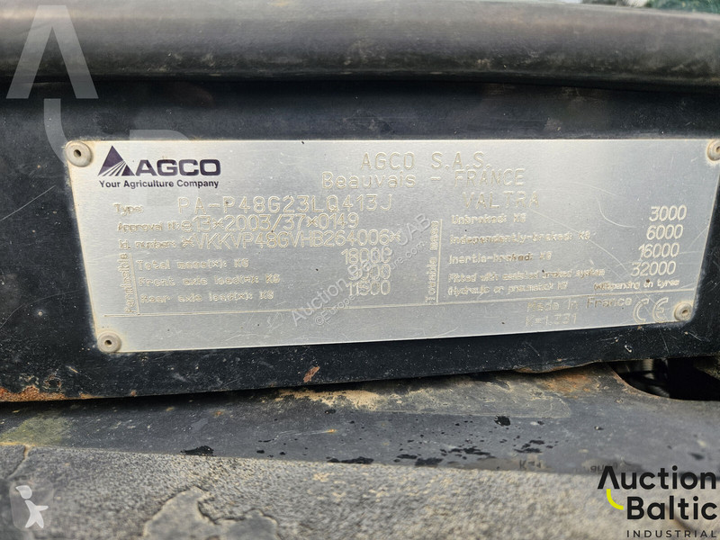 Tracteur agricole Valtra