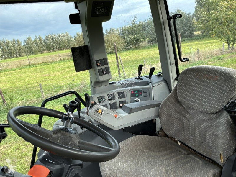 Tracteur agricole Claas Arion 640 Cis