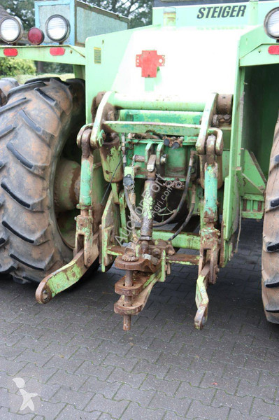 Zemědělský traktor  Bearcat PT225