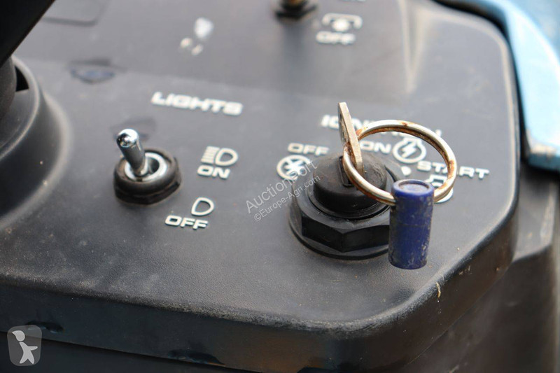 Zemědělský traktor  YT 3600