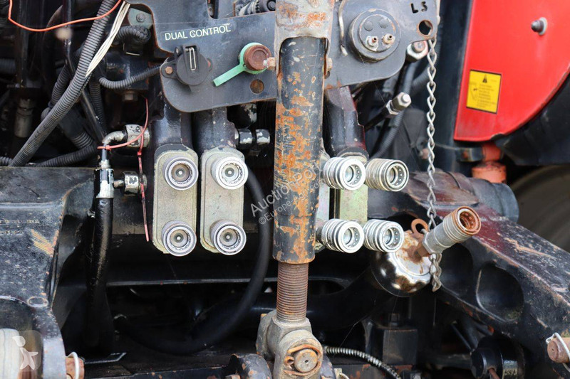 Zemědělský traktor Massey Ferguson 6490 Dyna-6