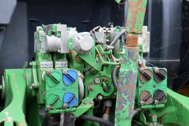 Zemědělský traktor John Deere 6190R