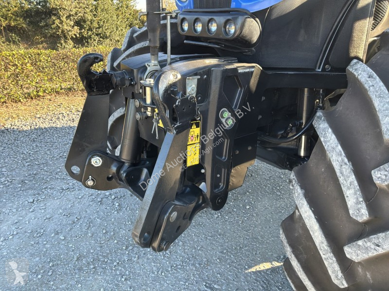 Zemědělský traktor New Holland T8.420