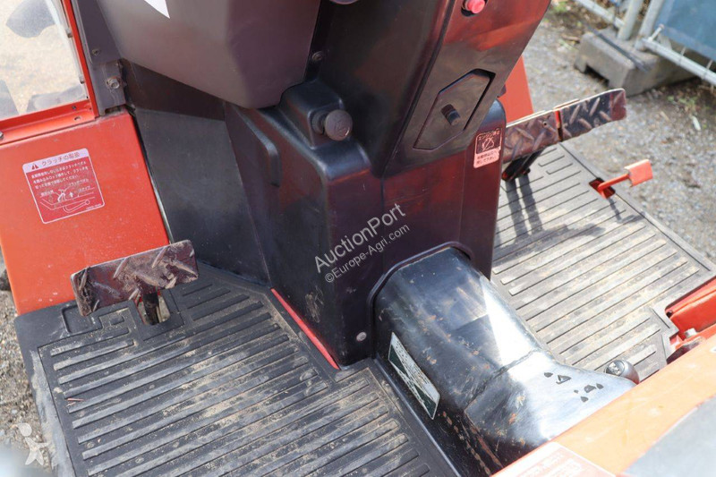 Tractor Yanmar F165D