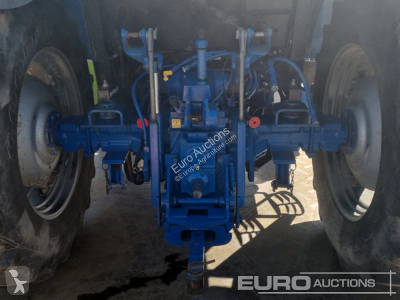 Tracteur agricole  CX85