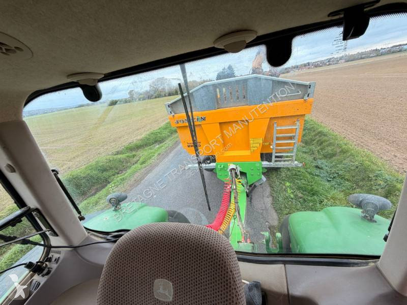 Lantbrukstraktor John Deere 7210R
